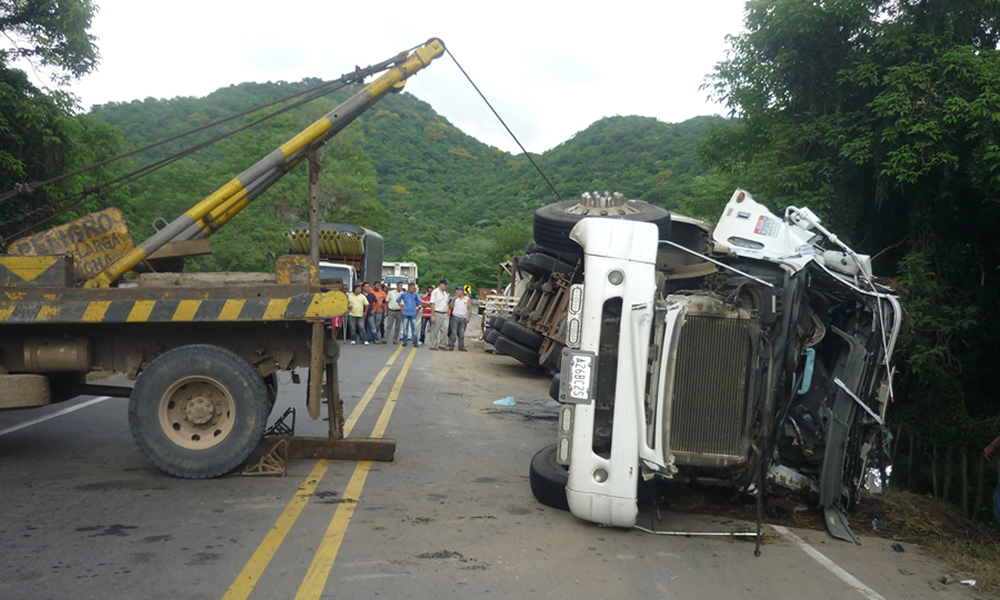 Parqueaderos y Grúas Ariño